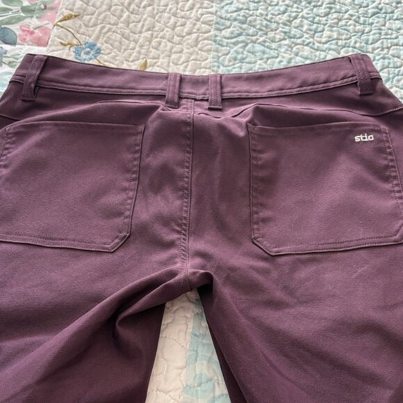 Stio Women's Straight Leg Active Wear Pants w Zippered Pockets in Maroon - Picture 5 of 10